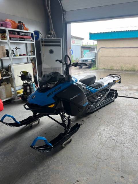 BRP Ski-Doo Summit SP. ,  ,   