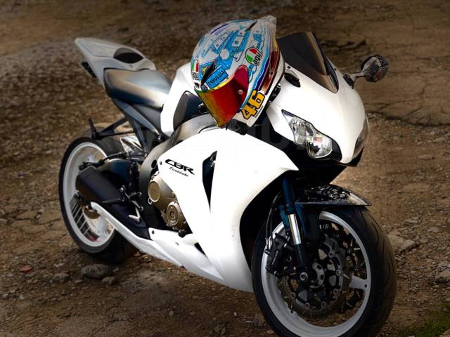 Honda CBR 1000RR Fireblade. 1 000. ., , ,   