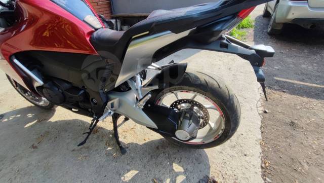 Honda VFR 1200F. 1 237. ., , ,   