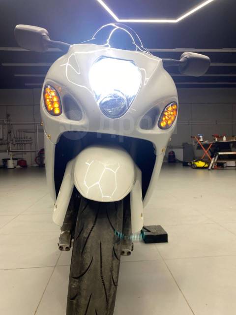 Suzuki GSX 1300R Hayabusa. 1 300. ., , ,   