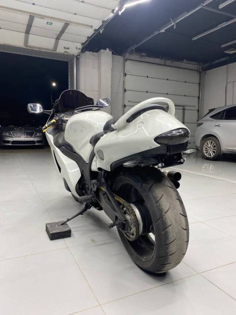 Suzuki GSX 1300R Hayabusa. 1 300. ., , ,   