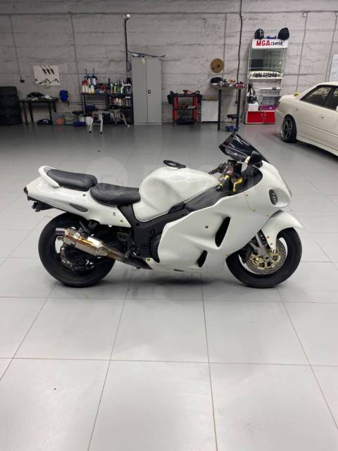 Suzuki GSX 1300R Hayabusa. 1 300. ., , ,   