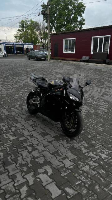 Honda CBR 1000RR Fireblade. 1 000. ., , ,   