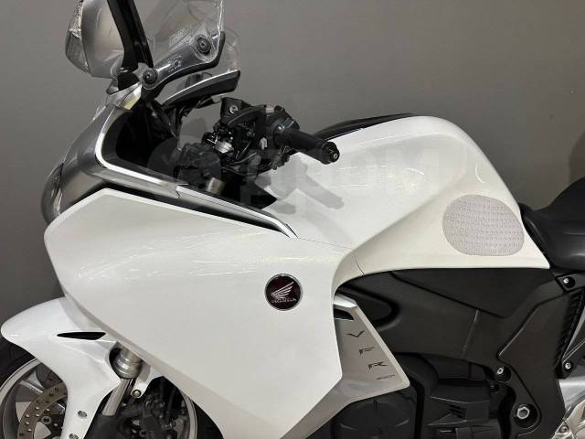 Honda VFR 1200FD. 1 200. ., , ,   