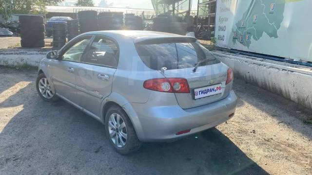 Chevrolet Lacetti j200