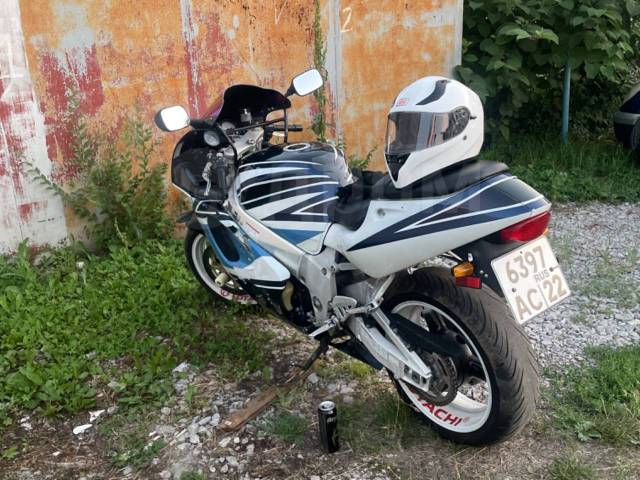 Suzuki GSX-R 750. 750. ., , ,   