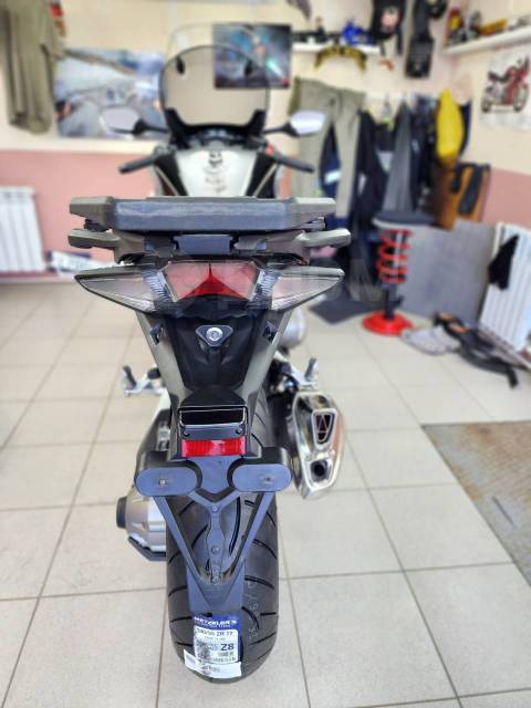 Honda VFR 1200FD. 1 237. ., , ,   