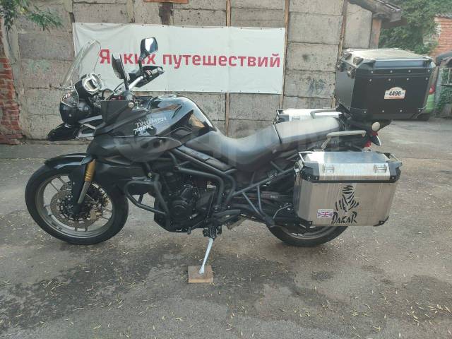 Triumph Tiger 800. 800. ., , ,   