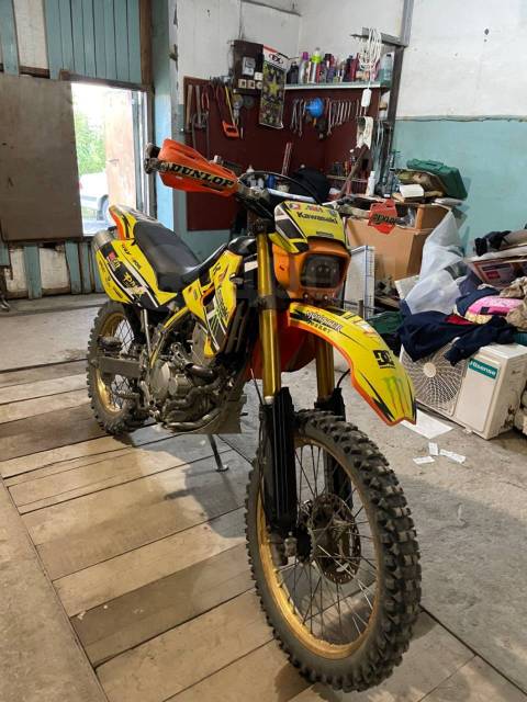 Kawasaki KLX 300 Enduro