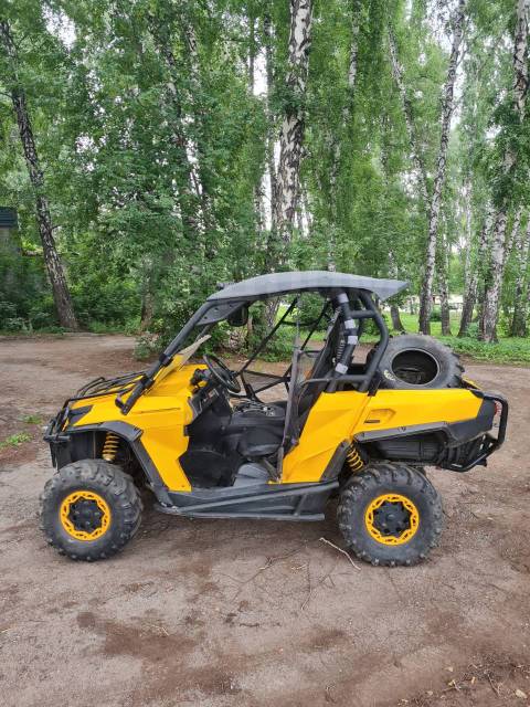 BRP Can-Am Commander 800R DPS. ,  \,   