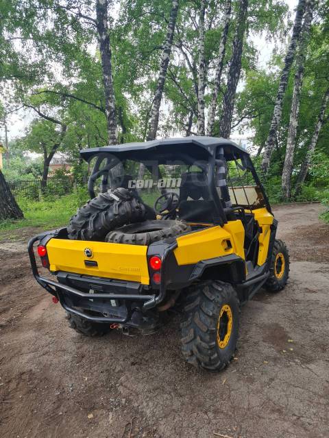 BRP Can-Am Commander 800R DPS. ,  \,   