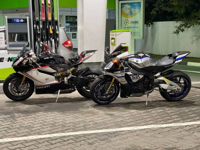 Yamaha YZF-R1M. 1 000. ., , ,   