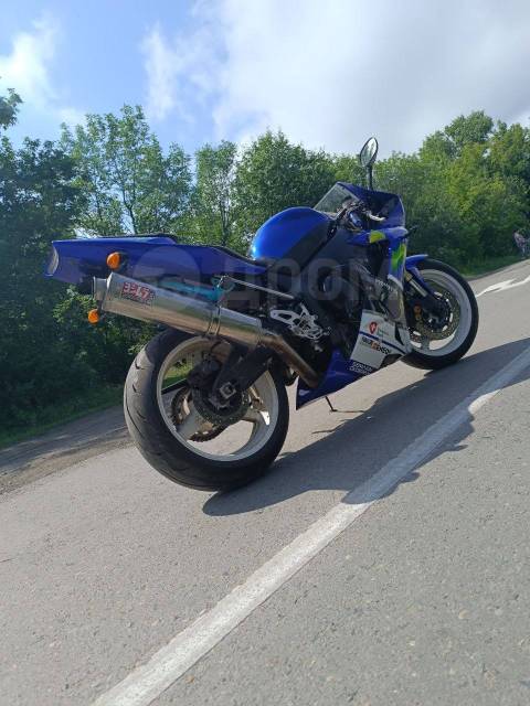 Yamaha R1. 1 000. ., , ,   