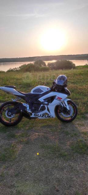 Suzuki GSX-R 600. 600. ., , ,   