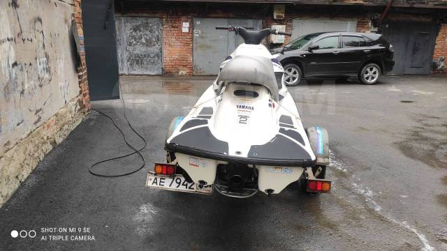 Yamaha WaveRunner. 2000  