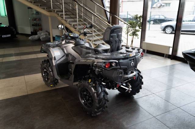 BRP Can-Am Outlander Max 1000. ,  \,   