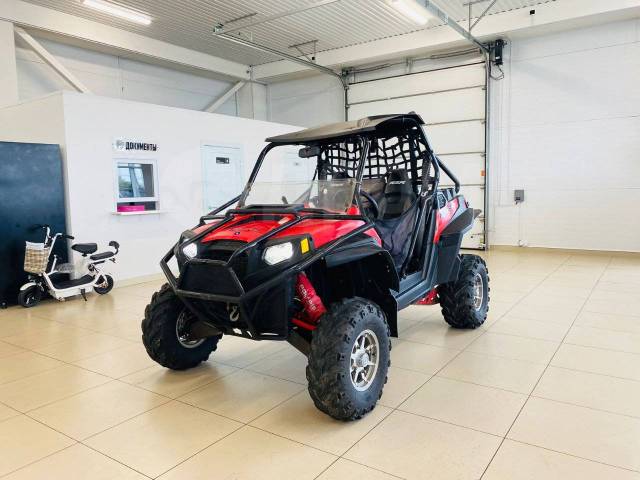 Polaris Ranger RZR XP 900. ,  \,   