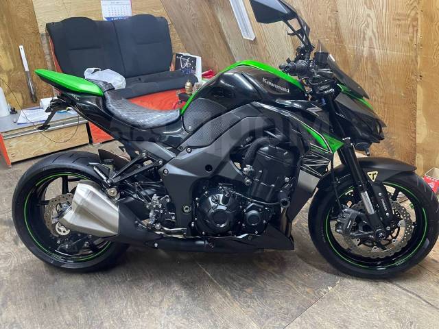 Kawasaki Z 1000. 1 042. ., , ,  .     