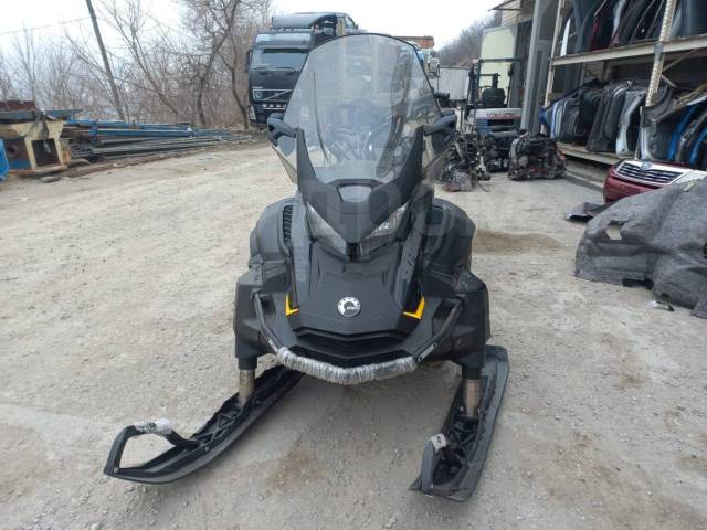 BRP Ski-Doo Skandic. ,  ,   