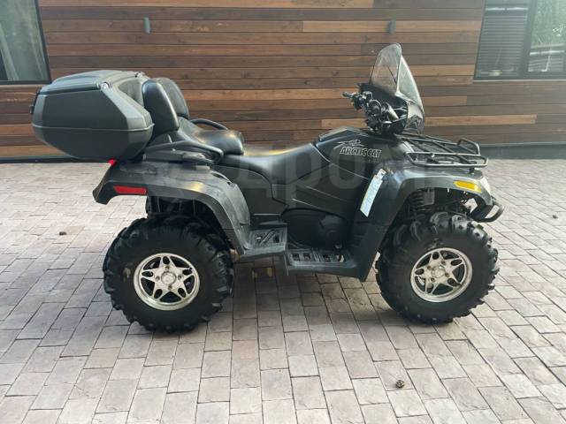 Arctic Cat TRV 700. ,  \,   