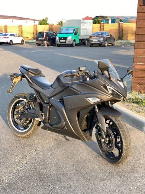 Yamaha YZF-R3. ,   