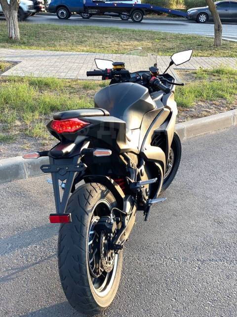 Yamaha YZF-R3. ,   