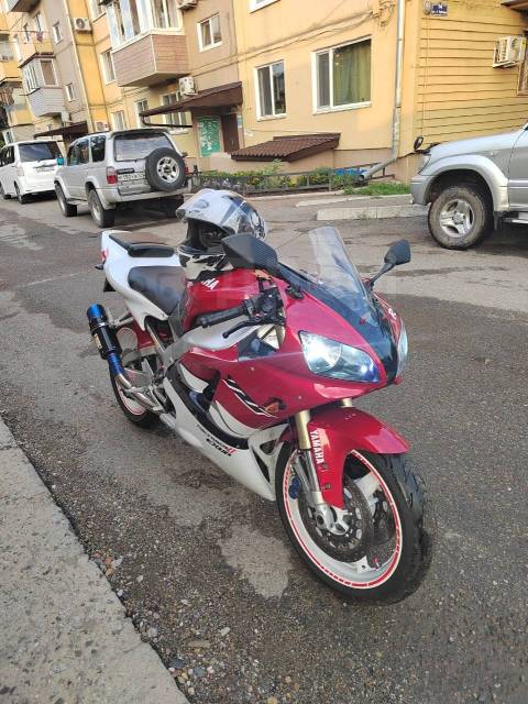 Yamaha R1. 1 000. ., , ,   