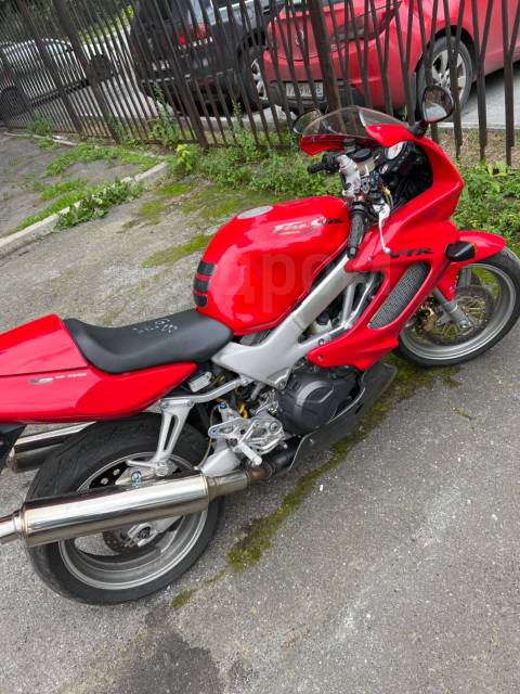 Honda VTR 1000. 1 000. ., , ,   