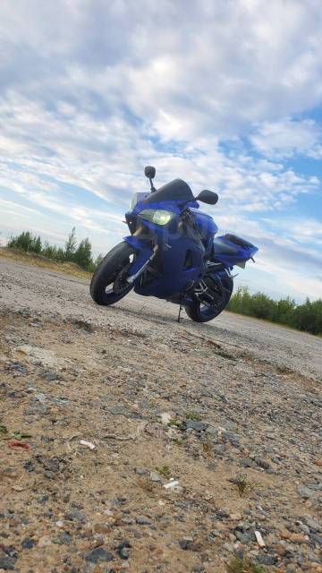 Yamaha R1. 1 000. ., , ,   