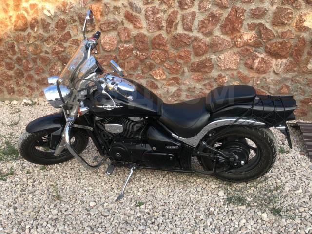 Suzuki Intruder vz800