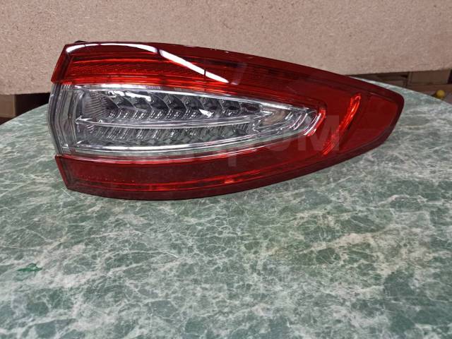 Фонарь задний правый Ford Mondeo 5 LED.