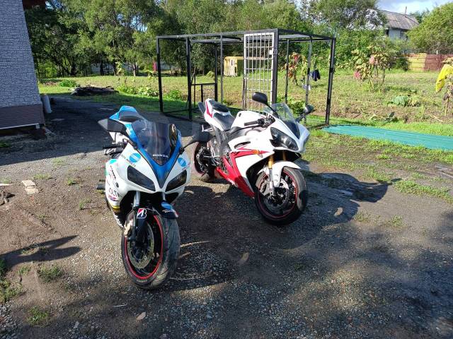 Honda CBR 1000RR Fireblade. 1 000. ., , ,   