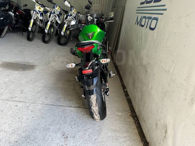 Kawasaki Ninja 400