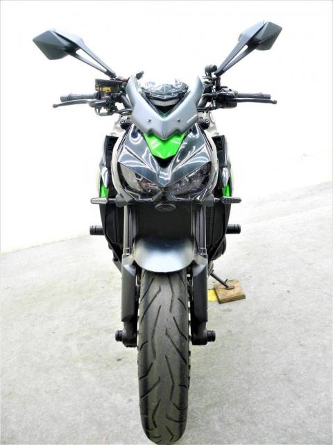 Kawasaki Z 1000. 1 042. ., , ,  .     