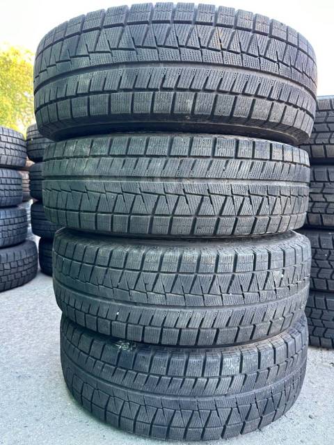 Bridgestone Blizzak Revo GZ, 215/70R15, 15", 1 шт, 215 мм, 70 % ...