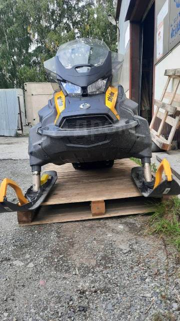 BRP Ski-Doo Skandic Sport. ,  ,   