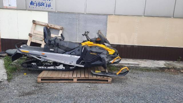 BRP Ski-Doo Skandic Sport. ,  ,   