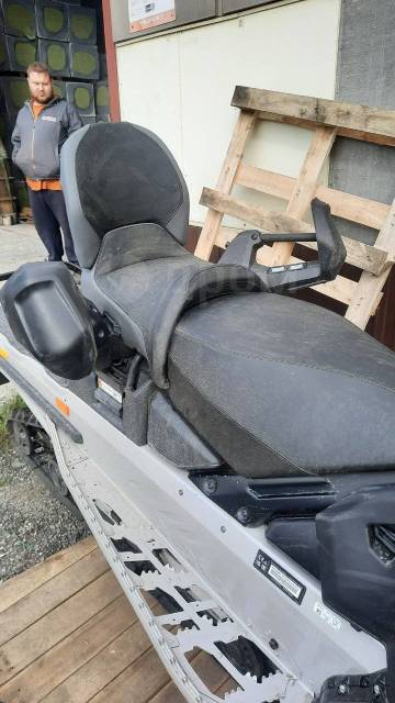 BRP Ski-Doo Skandic Sport. ,  ,   