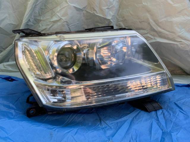 Купить Фара Suzuki Grand Vitara Escudo правая во Владивостоке по цене ...