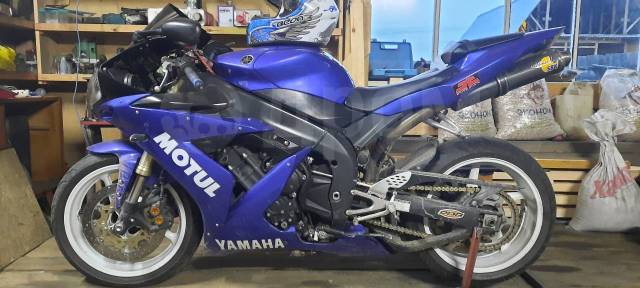 Yamaha R1. 1 000. ., , ,   