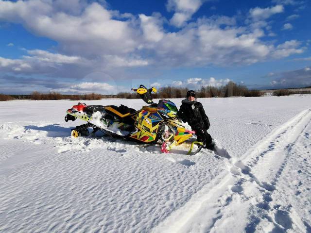 BRP Ski-Doo Summit. ,  ,   