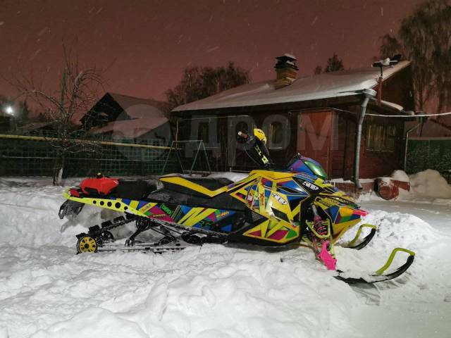 BRP Ski-Doo Summit. ,  ,   