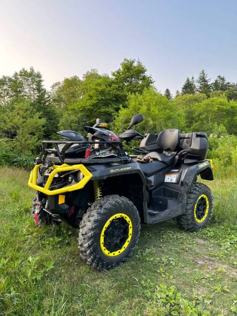 BRP Can-Am Outlander Max 1000R XT-P. ,  \,   