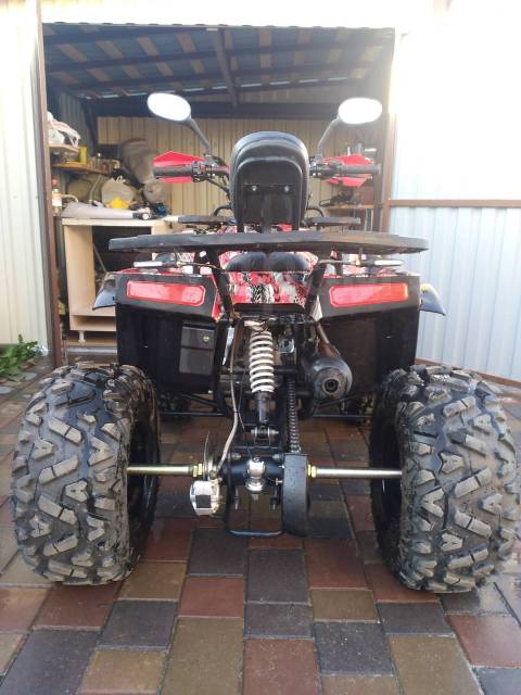 Yamaha Grizzly. ,  \,   