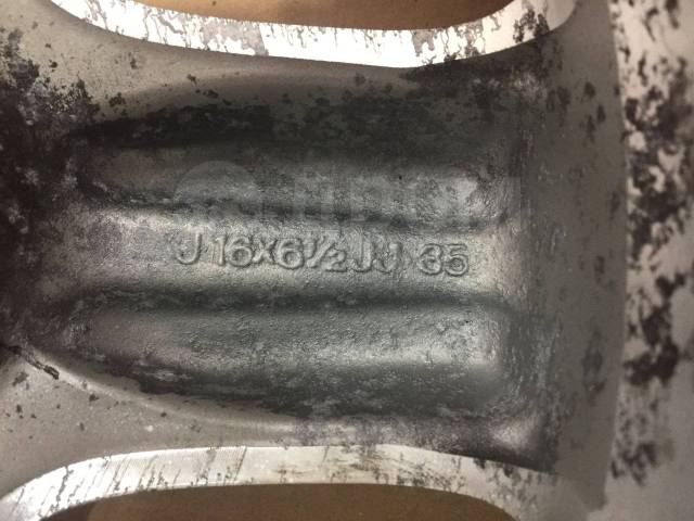 Toyota. 6.5x16", 5x114.3, ET35,  60,1. 