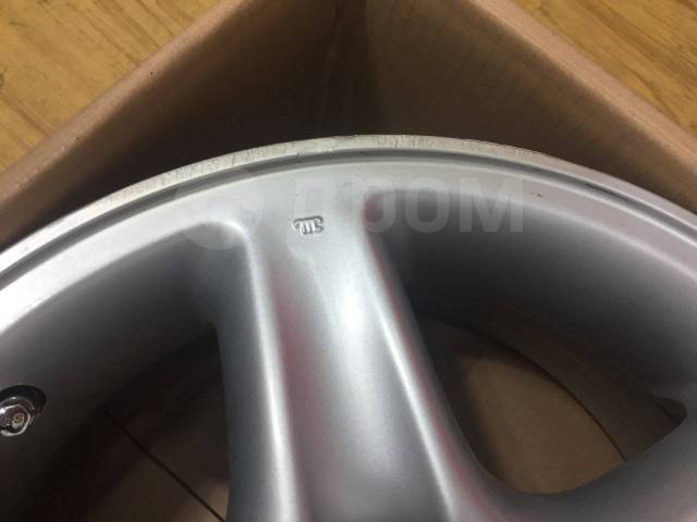Toyota. 6.5x16", 5x114.3, ET35,  60,1. 