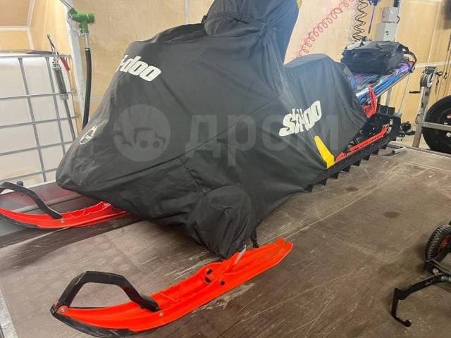 BRP Ski-Doo Summit X. ,  ,   