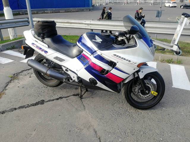 Honda CBR 1000F Hurricane. 1 000. ., , ,   