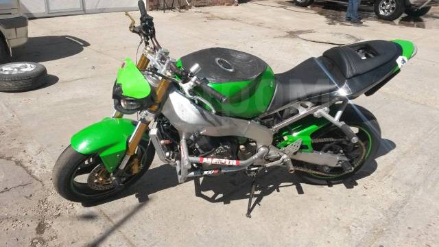 Kawasaki zx636 Ninja стант