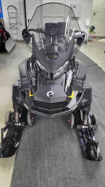 BRP Ski-Doo Skandic WT. ,  ,   